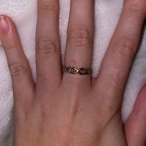 PANDORA INFINITY RING (DISCONTINUED)